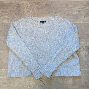 American Eagle Sweater